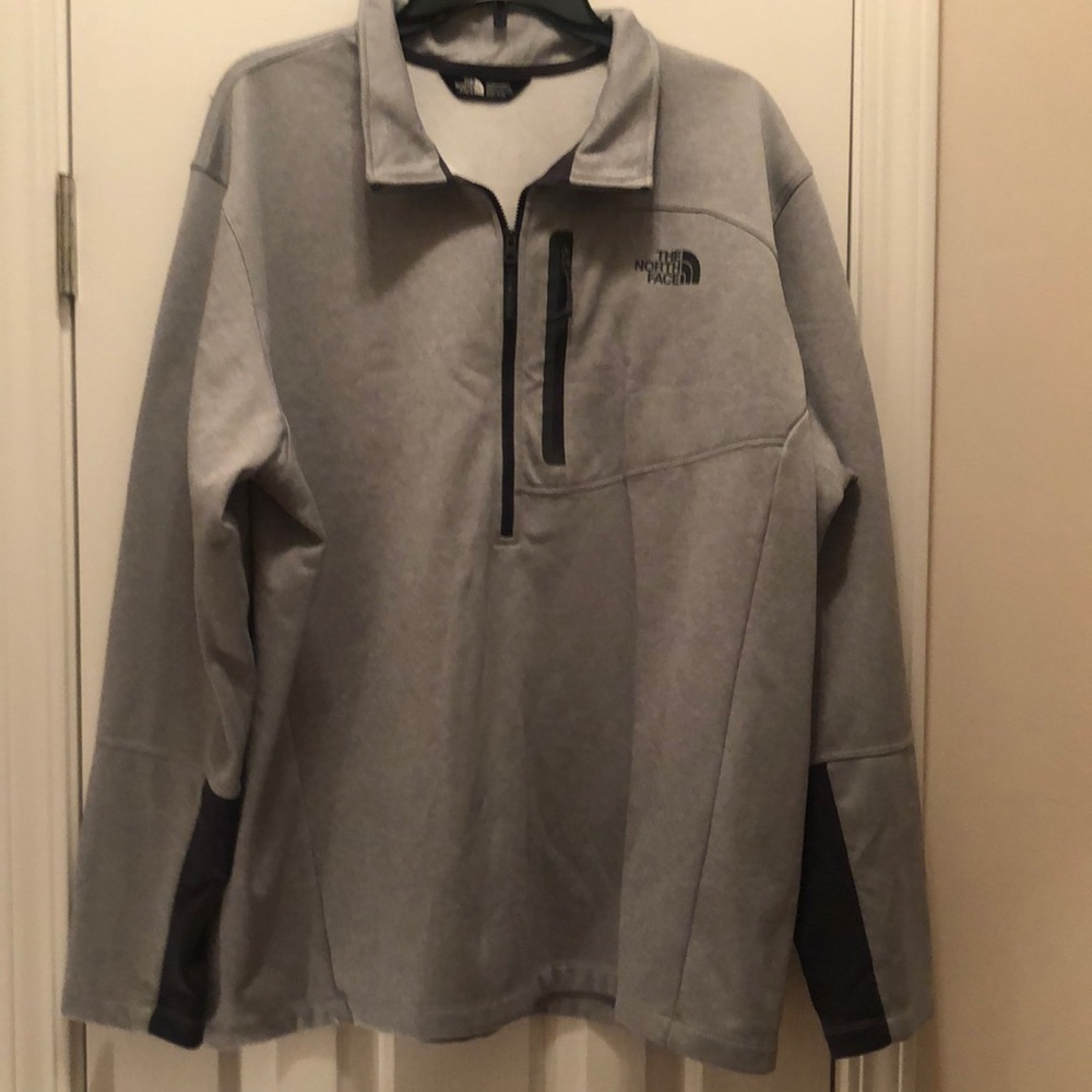 North Face mens  pullover